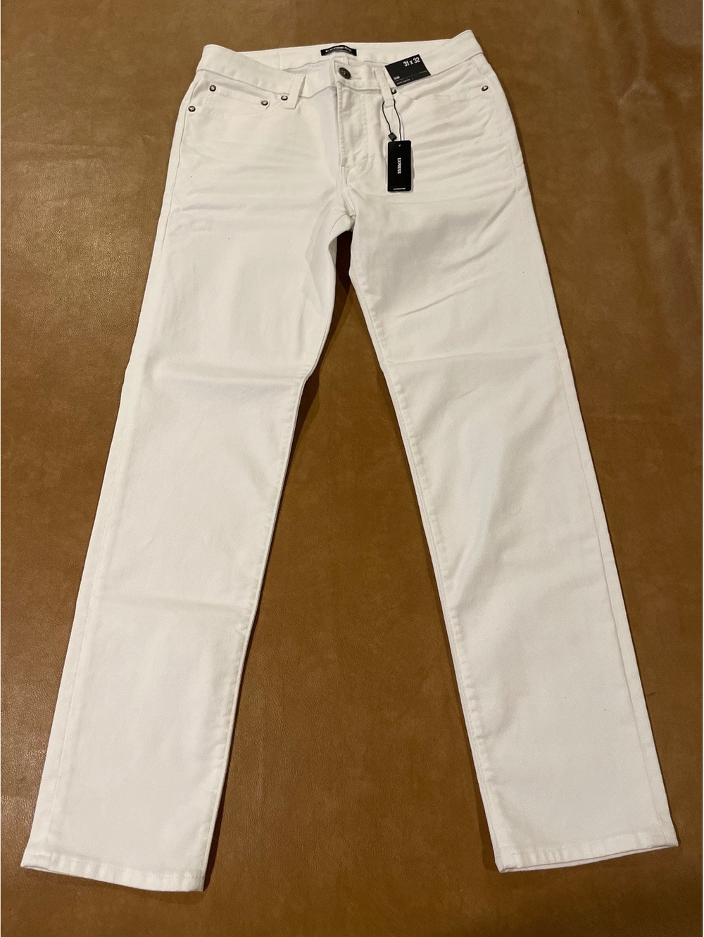 Express Slim Hyper Stretch Jeans White (Men’s 31x32) NWT